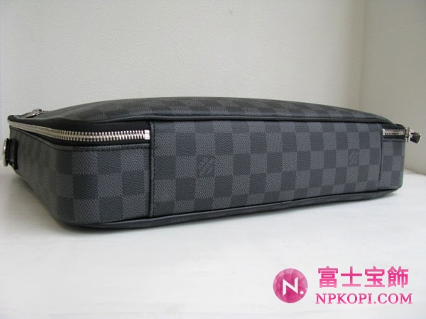 ルイヴィトン 偽物ショルダーバッグ ダミエグラフィット N58030